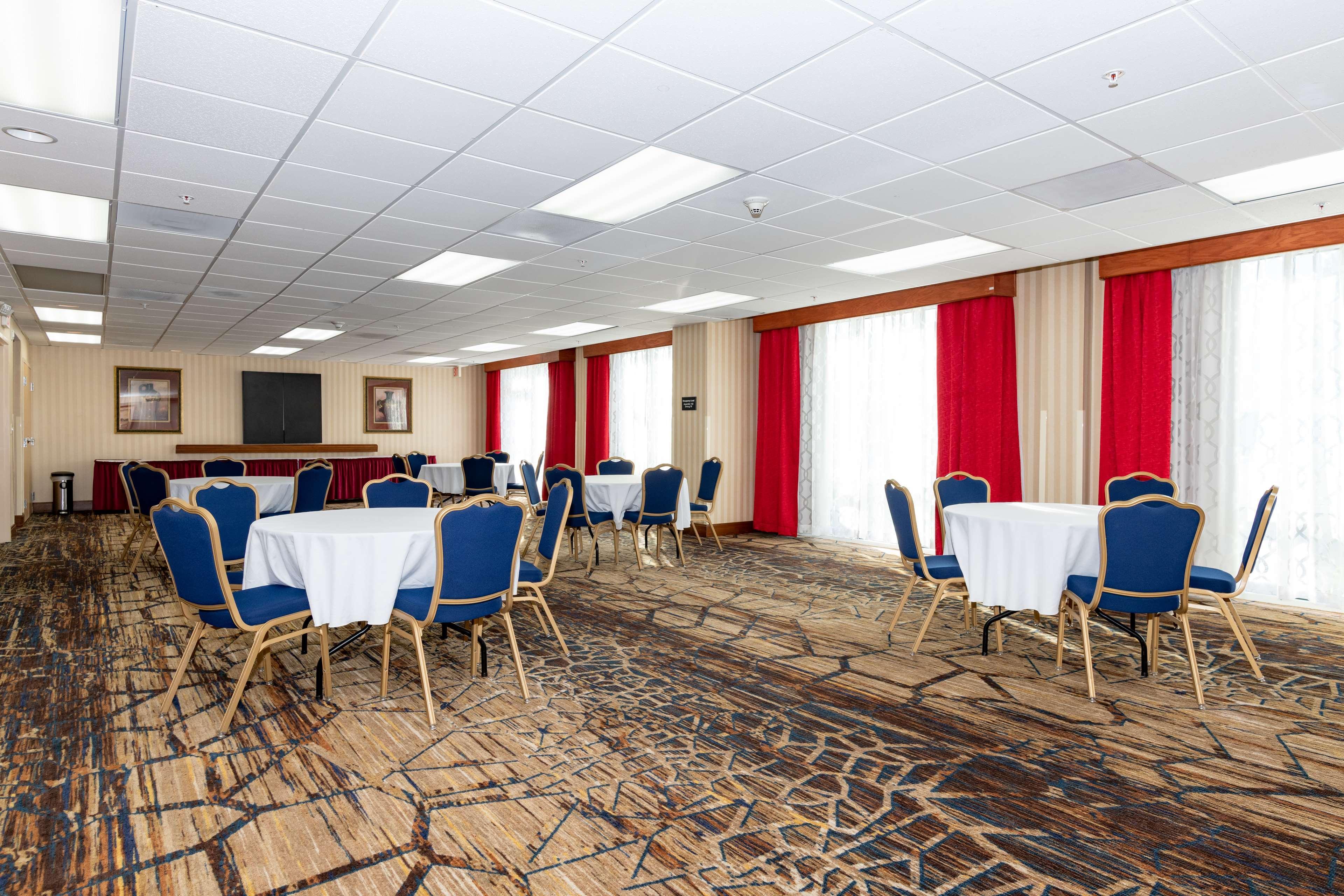 Hampton Inn & Suites Pittsburg Luaran gambar