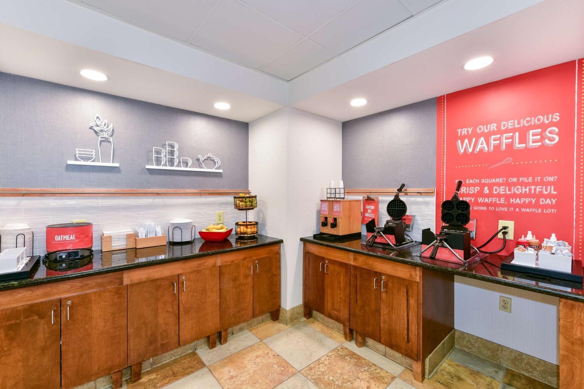 Hampton Inn & Suites Pittsburg Luaran gambar